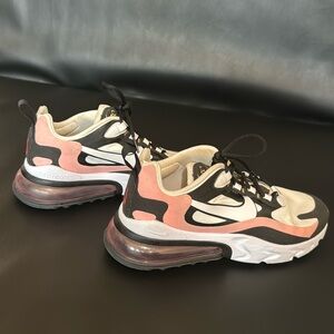 Woman’s used Nike’s.  Size 7 1/2.